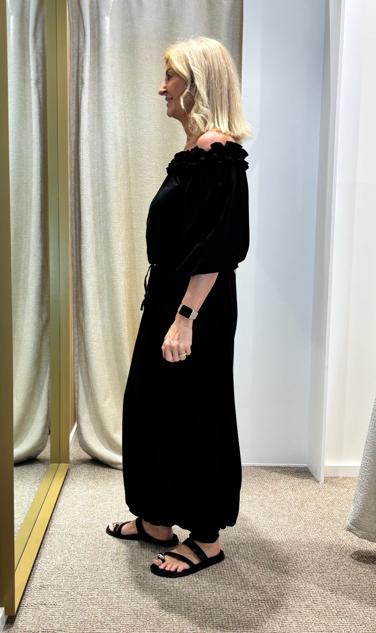 Sassy Off Shoulder Top L/S Black